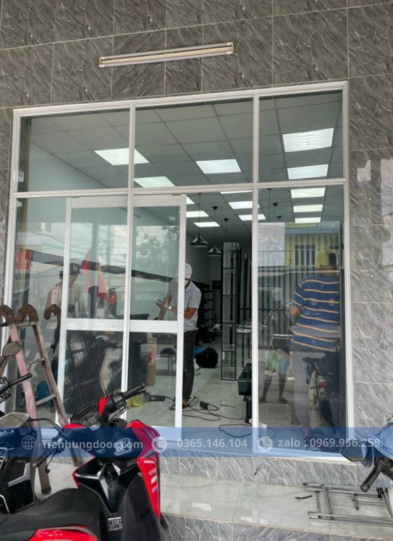 NHÔM KÍNH TIẾN HÙNG | NHẬN SỬA CHỮA VÀ BẢO HÀNH CÁC SẢN PHẨM VỀ NHÔM KÍNH .